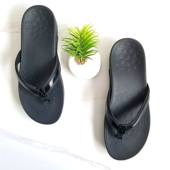 vionic high tide black